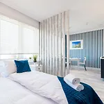 Aparthotel Q18