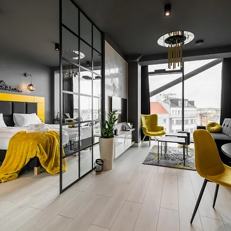 アパートホテル Q18 ビィドゴシュチュ