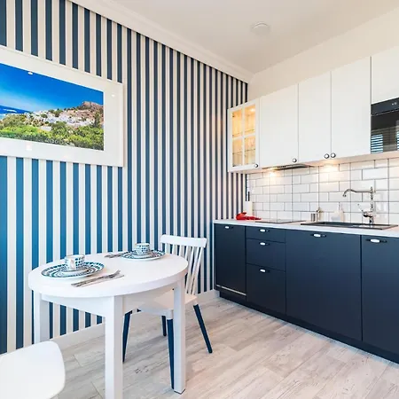 Q18 Hotel apartamentowy 4*
