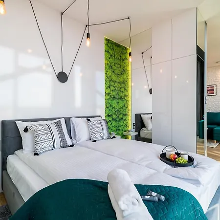 Q18 Aparthotel Bydgoszcz