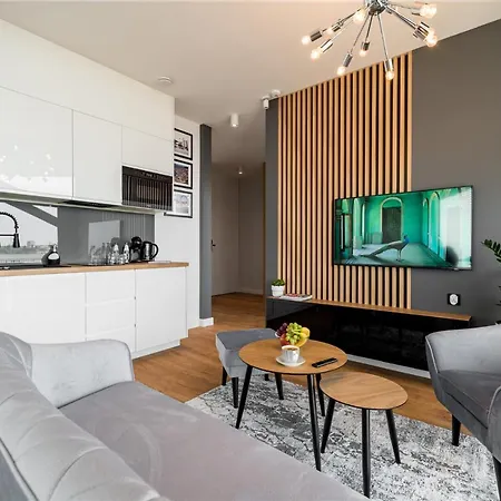 Q18 Lägenhetshotell 4*