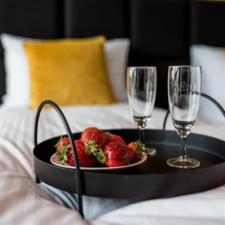 Q18 Lägenhetshotell 4*