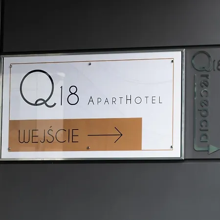 Lägenhetshotell Q18 4*