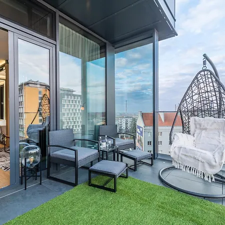 Q18 ビィドゴシュチュ