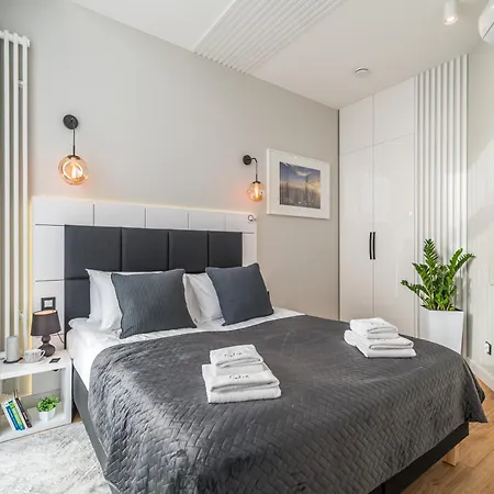 Lägenhetshotell Q18 4*