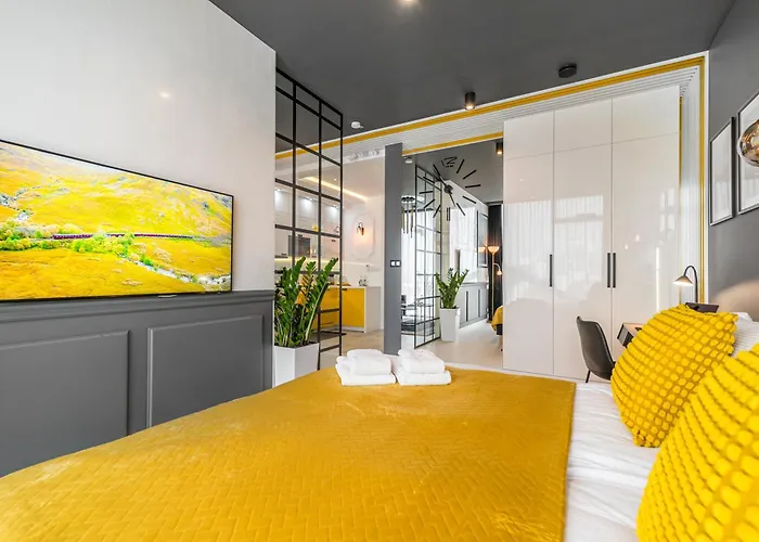 Апарт-отель Q18 4*